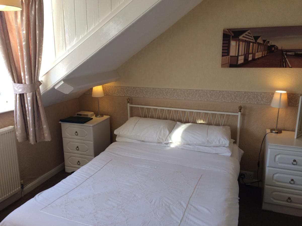The Whiteley Bed & Breakfast Scarborough Exterior photo